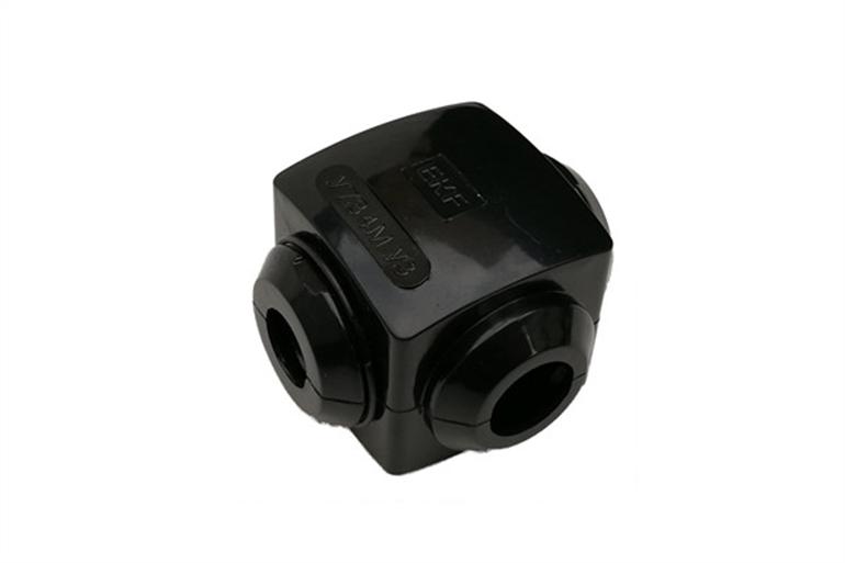 Y731M